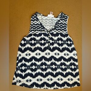 Serengeti Geometric Patterned Button Down Tank Top